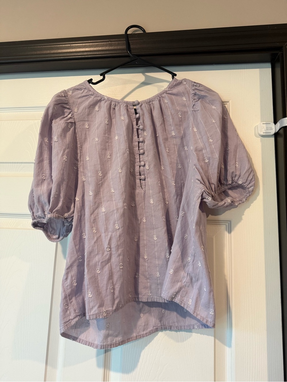Universal Thread purple puff sleeve embroidered top boho feminine size medium